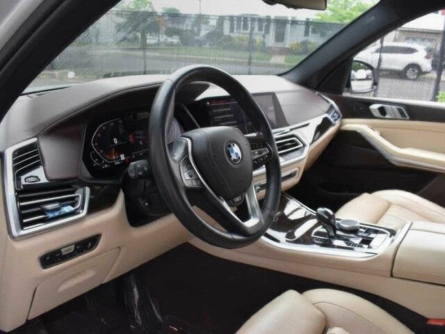Белый БМВ Х5, объемом двигателя 3 л и пробегом 44 тыс. км за 8500 $, фото 7 на Automoto.ua