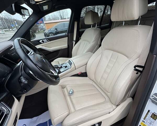 Белый БМВ Х5, объемом двигателя 3 л и пробегом 121 тыс. км за 46900 $, фото 14 на Automoto.ua
