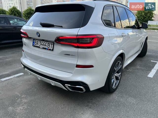 Белый БМВ Х5, объемом двигателя 3 л и пробегом 92 тыс. км за 52999 $, фото 15 на Automoto.ua