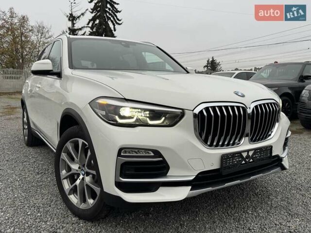 Белый БМВ Х5, объемом двигателя 3 л и пробегом 62 тыс. км за 50900 $, фото 13 на Automoto.ua