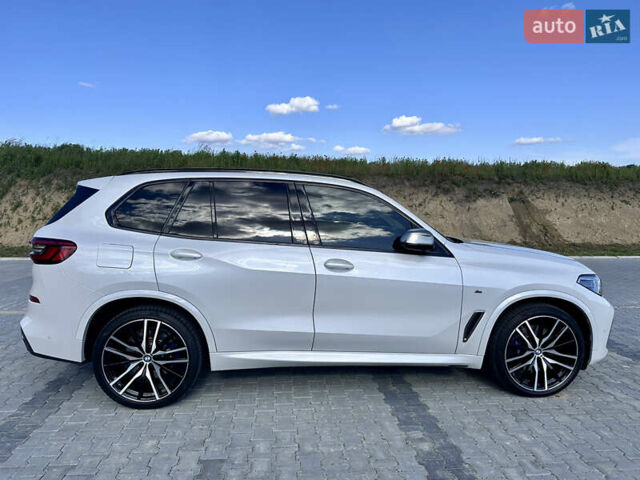 Белый БМВ Х5, объемом двигателя 2.99 л и пробегом 104 тыс. км за 71000 $, фото 2 на Automoto.ua