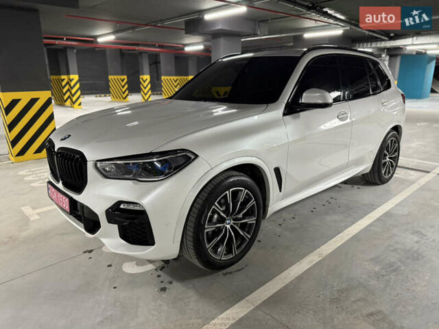 Белый БМВ Х5, объемом двигателя 3 л и пробегом 149 тыс. км за 48000 $, фото 7 на Automoto.ua