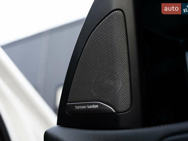 Белый БМВ Х5, объемом двигателя 3 л и пробегом 135 тыс. км за 64000 $, фото 95 на Automoto.ua