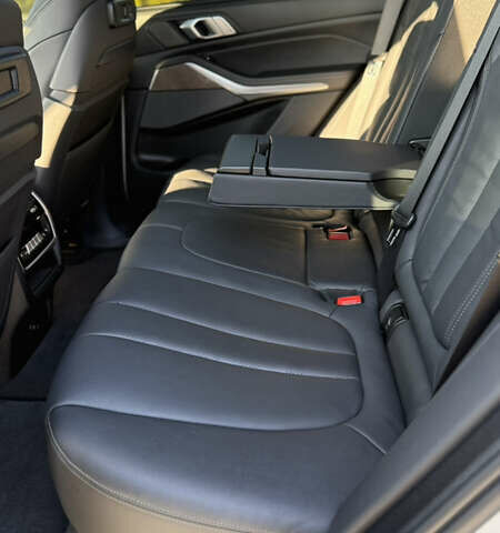 Білий БМВ Х5, об'ємом двигуна 3 л та пробігом 149 тис. км за 48000 $, фото 21 на Automoto.ua