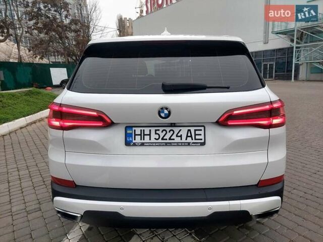 Белый БМВ Х5, объемом двигателя 2.99 л и пробегом 131 тыс. км за 61000 $, фото 4 на Automoto.ua