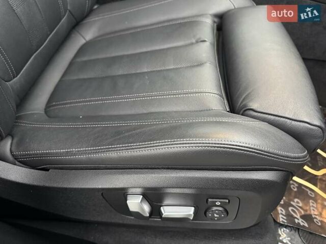 Белый БМВ Х5, объемом двигателя 3 л и пробегом 62 тыс. км за 50900 $, фото 17 на Automoto.ua