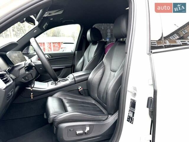 Білий БМВ Х5, об'ємом двигуна 2 л та пробігом 193 тис. км за 49500 $, фото 15 на Automoto.ua