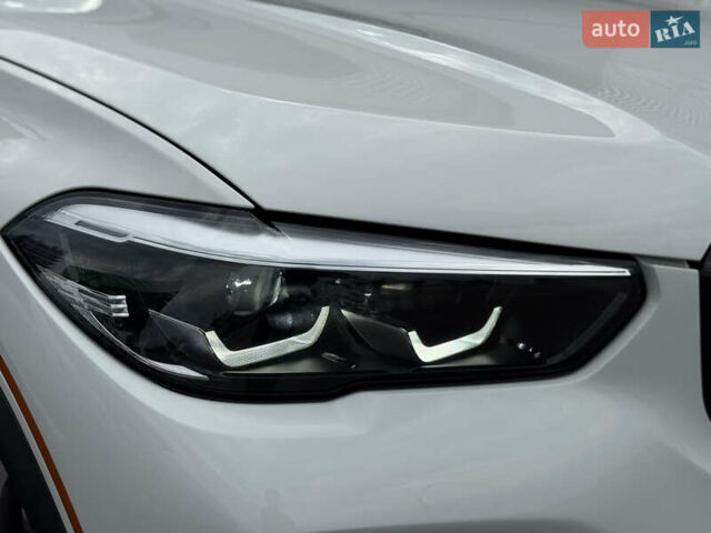 Белый БМВ Х5, объемом двигателя 3 л и пробегом 87 тыс. км за 47500 $, фото 12 на Automoto.ua