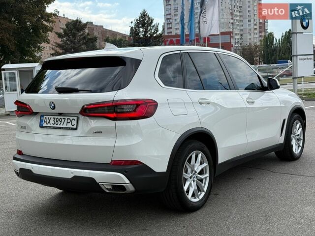 Белый БМВ Х5, объемом двигателя 2 л и пробегом 126 тыс. км за 42000 $, фото 8 на Automoto.ua