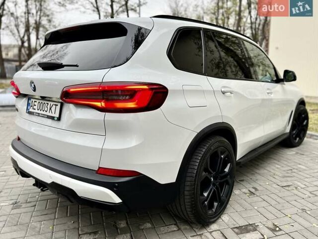 Белый БМВ Х5, объемом двигателя 3 л и пробегом 68 тыс. км за 47800 $, фото 22 на Automoto.ua