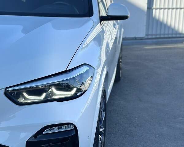 Белый БМВ Х5, объемом двигателя 2.99 л и пробегом 160 тыс. км за 54500 $, фото 12 на Automoto.ua