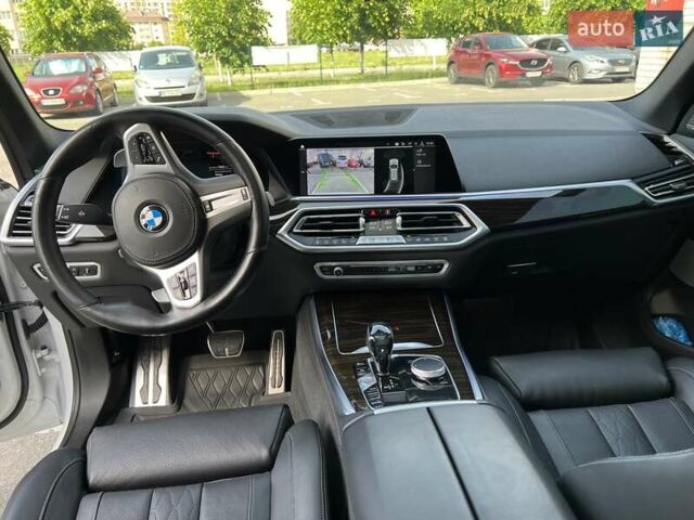 Белый БМВ Х5, объемом двигателя 3 л и пробегом 92 тыс. км за 52999 $, фото 19 на Automoto.ua