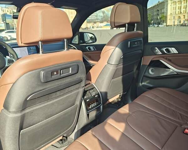 Белый БМВ Х5, объемом двигателя 3 л и пробегом 102 тыс. км за 53000 $, фото 15 на Automoto.ua