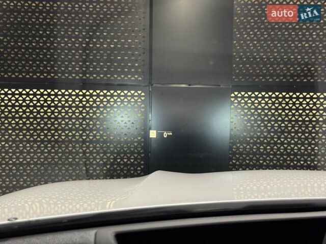 Белый БМВ Х5, объемом двигателя 3 л и пробегом 114 тыс. км за 49900 $, фото 24 на Automoto.ua