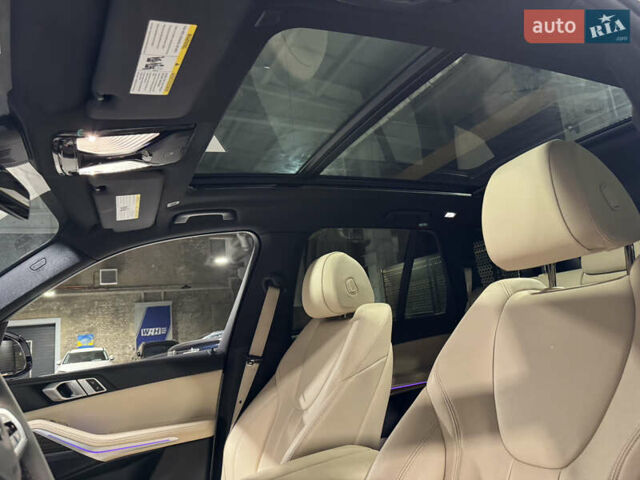 Белый БМВ Х5, объемом двигателя 3 л и пробегом 114 тыс. км за 49900 $, фото 13 на Automoto.ua