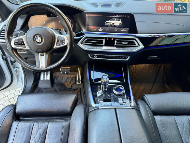 Белый БМВ Х5, объемом двигателя 4.39 л и пробегом 85 тыс. км за 63000 $, фото 34 на Automoto.ua