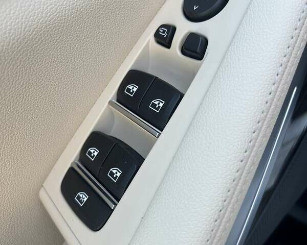 Белый БМВ Х5, объемом двигателя 3 л и пробегом 76 тыс. км за 53999 $, фото 33 на Automoto.ua