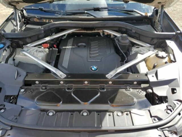 Белый БМВ Х5, объемом двигателя 3 л и пробегом 89 тыс. км за 18000 $, фото 11 на Automoto.ua