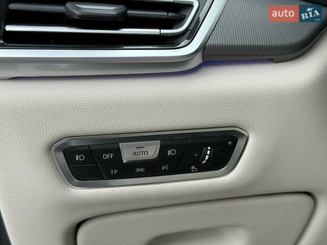 Белый БМВ Х5, объемом двигателя 3 л и пробегом 92 тыс. км за 47900 $, фото 23 на Automoto.ua