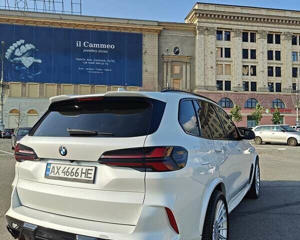 Белый БМВ Х5, объемом двигателя 3 л и пробегом 102 тыс. км за 53000 $, фото 10 на Automoto.ua
