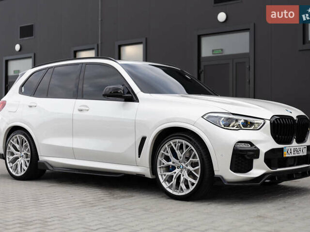 Белый БМВ Х5, объемом двигателя 3 л и пробегом 135 тыс. км за 64000 $, фото 5 на Automoto.ua