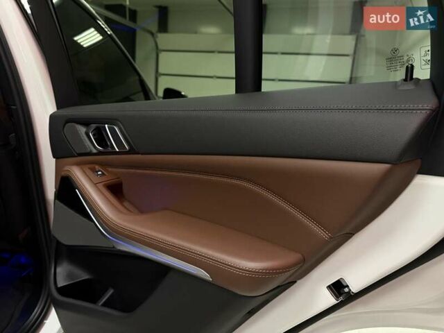 Белый БМВ Х5, объемом двигателя 4.39 л и пробегом 166 тыс. км за 55500 $, фото 53 на Automoto.ua