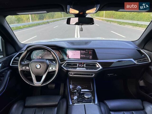 Белый БМВ Х5, объемом двигателя 3 л и пробегом 43 тыс. км за 53500 $, фото 27 на Automoto.ua