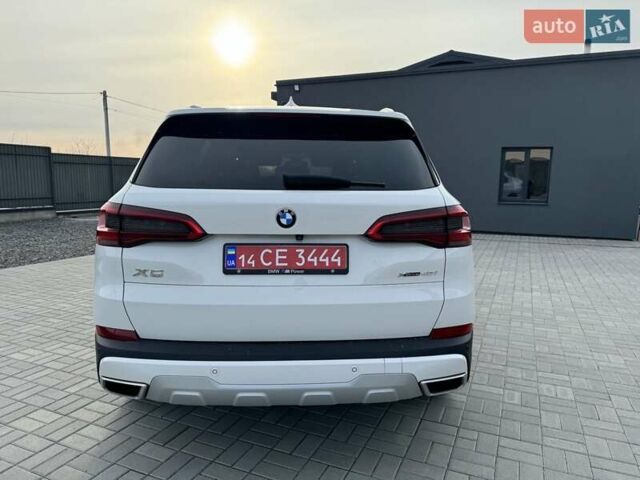 Белый БМВ Х5, объемом двигателя 3 л и пробегом 151 тыс. км за 44300 $, фото 8 на Automoto.ua