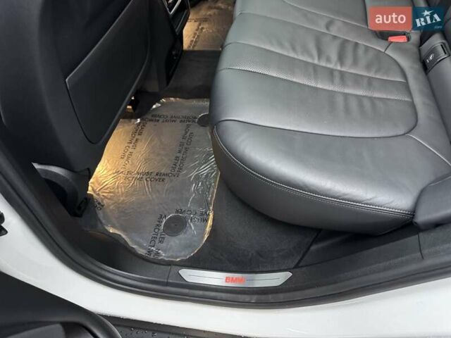 Белый БМВ Х5, объемом двигателя 3 л и пробегом 62 тыс. км за 50900 $, фото 101 на Automoto.ua