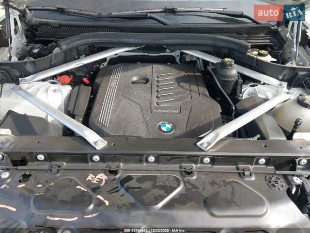 Белый БМВ Х5, объемом двигателя 3 л и пробегом 103 тыс. км за 38570 $, фото 8 на Automoto.ua