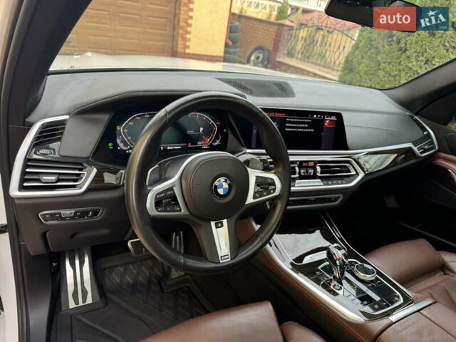 Білий БМВ Х5, об'ємом двигуна 3 л та пробігом 124 тис. км за 53900 $, фото 32 на Automoto.ua