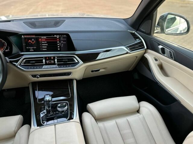 Белый БМВ Х5, объемом двигателя 3 л и пробегом 51 тыс. км за 49300 $, фото 14 на Automoto.ua