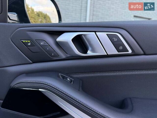 Белый БМВ Х5, объемом двигателя 3 л и пробегом 130 тыс. км за 58700 $, фото 46 на Automoto.ua