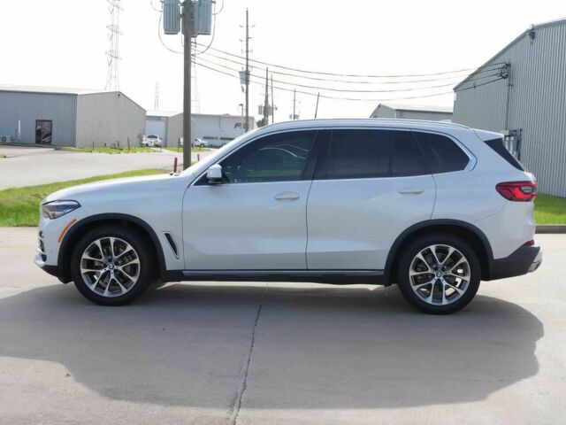 Белый БМВ Х5, объемом двигателя 3 л и пробегом 49 тыс. км за 42200 $, фото 3 на Automoto.ua