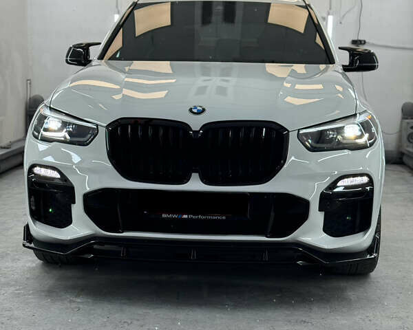 Белый БМВ Х5, объемом двигателя 3 л и пробегом 124 тыс. км за 49000 $, фото 29 на Automoto.ua