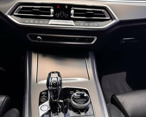 Белый БМВ Х5, объемом двигателя 2.99 л и пробегом 135 тыс. км за 61900 $, фото 20 на Automoto.ua