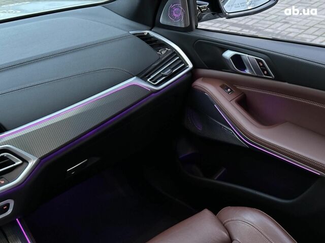 Белый БМВ Х5, объемом двигателя 3 л и пробегом 80 тыс. км за 55980 $, фото 22 на Automoto.ua