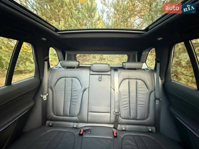 Белый БМВ Х5, объемом двигателя 3 л и пробегом 130 тыс. км за 58700 $, фото 93 на Automoto.ua