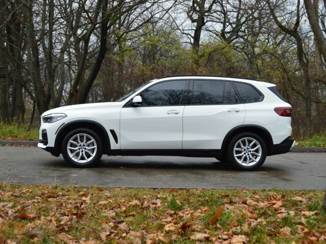 Белый БМВ Х5, объемом двигателя 3 л и пробегом 117 тыс. км за 56000 $, фото 10 на Automoto.ua