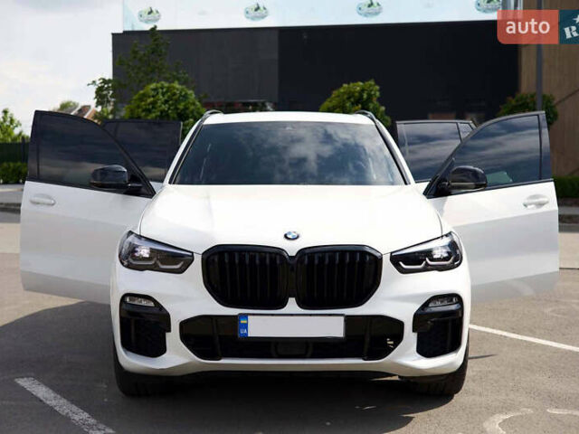 Белый БМВ Х5, объемом двигателя 2.99 л и пробегом 70 тыс. км за 65000 $, фото 4 на Automoto.ua