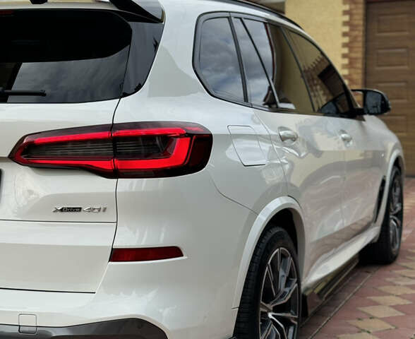 Білий БМВ Х5, об'ємом двигуна 3 л та пробігом 124 тис. км за 53900 $, фото 1 на Automoto.ua