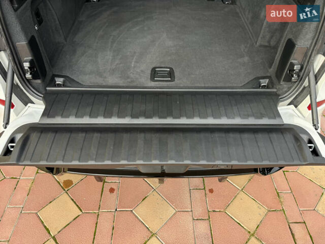 Белый БМВ Х5, объемом двигателя 3 л и пробегом 124 тыс. км за 49000 $, фото 59 на Automoto.ua