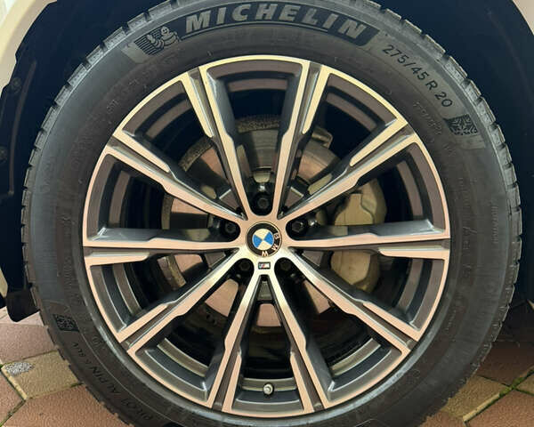 Білий БМВ Х5, об'ємом двигуна 3 л та пробігом 124 тис. км за 53900 $, фото 16 на Automoto.ua