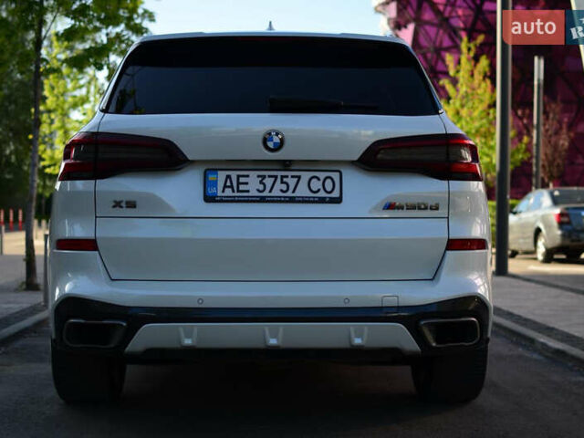 БМВ Х5 2020 в Днепре (Днепропетровске) на Automoto.ua Белый БМВ Х5, объемом двигателя 2.99 л и пробегом 75 тыс. км за 77000 $, фото 5 на Automoto.ua
