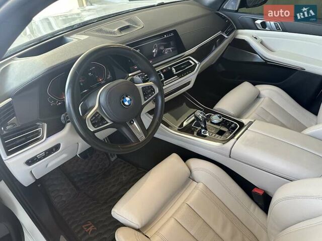 Білий БМВ Х5, об'ємом двигуна 3 л та пробігом 74 тис. км за 52900 $, фото 13 на Automoto.ua
