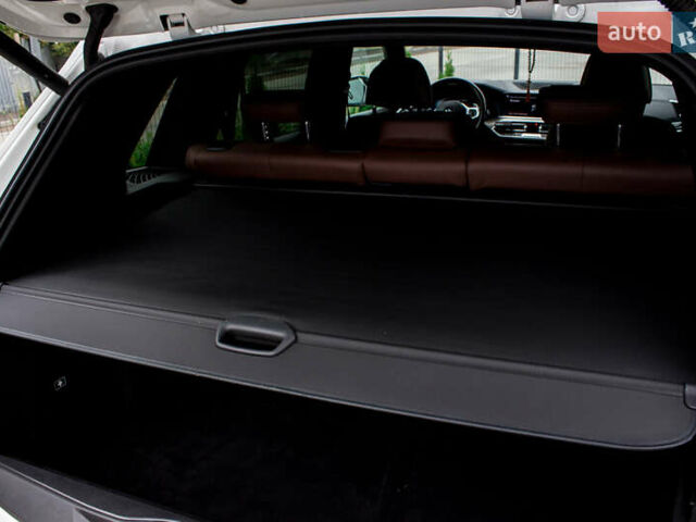 Белый БМВ Х5, объемом двигателя 4.39 л и пробегом 78 тыс. км за 68000 $, фото 47 на Automoto.ua