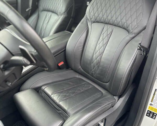 Белый БМВ Х5, объемом двигателя 3 л и пробегом 20 тыс. км за 68500 $, фото 22 на Automoto.ua