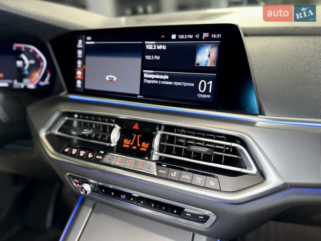 Білий БМВ Х5, об'ємом двигуна 2 л та пробігом 68 тис. км за 54500 $, фото 40 на Automoto.ua