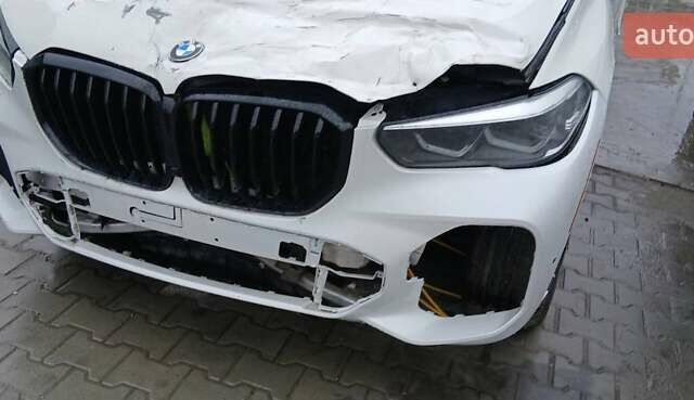 Білий БМВ Х5, об'ємом двигуна 3 л та пробігом 120 тис. км за 29500 $, фото 23 на Automoto.ua