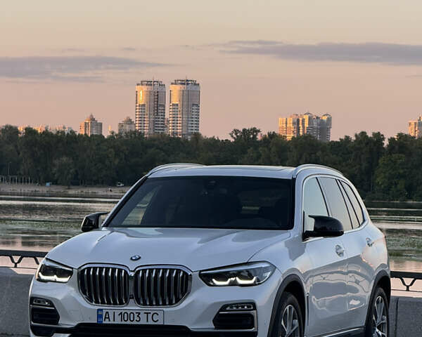 Белый БМВ Х5, объемом двигателя 3 л и пробегом 65 тыс. км за 49800 $, фото 7 на Automoto.ua